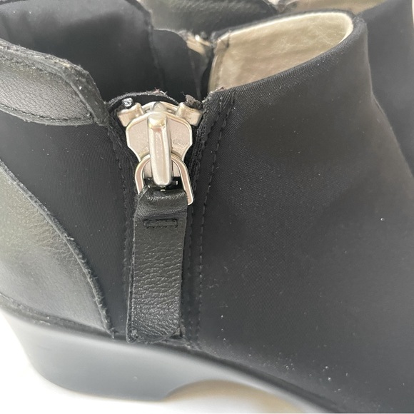 Alegria Sloan Zip Wedge Stretch Ankle Boot Size 6-6.5/EU 36 - Picture 8 of 16